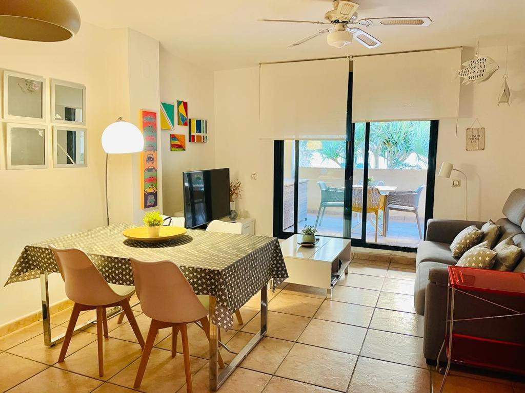 Estupendo Apartamento Urbanizacion Jardines De Zahara. ساهارا ذي لوس أتونِس المظهر الخارجي الصورة