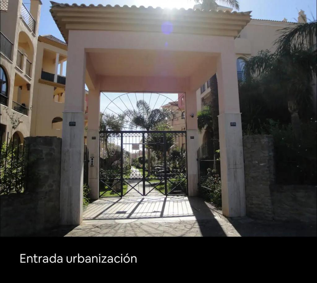 Estupendo Apartamento Urbanizacion Jardines De Zahara. ساهارا ذي لوس أتونِس المظهر الخارجي الصورة